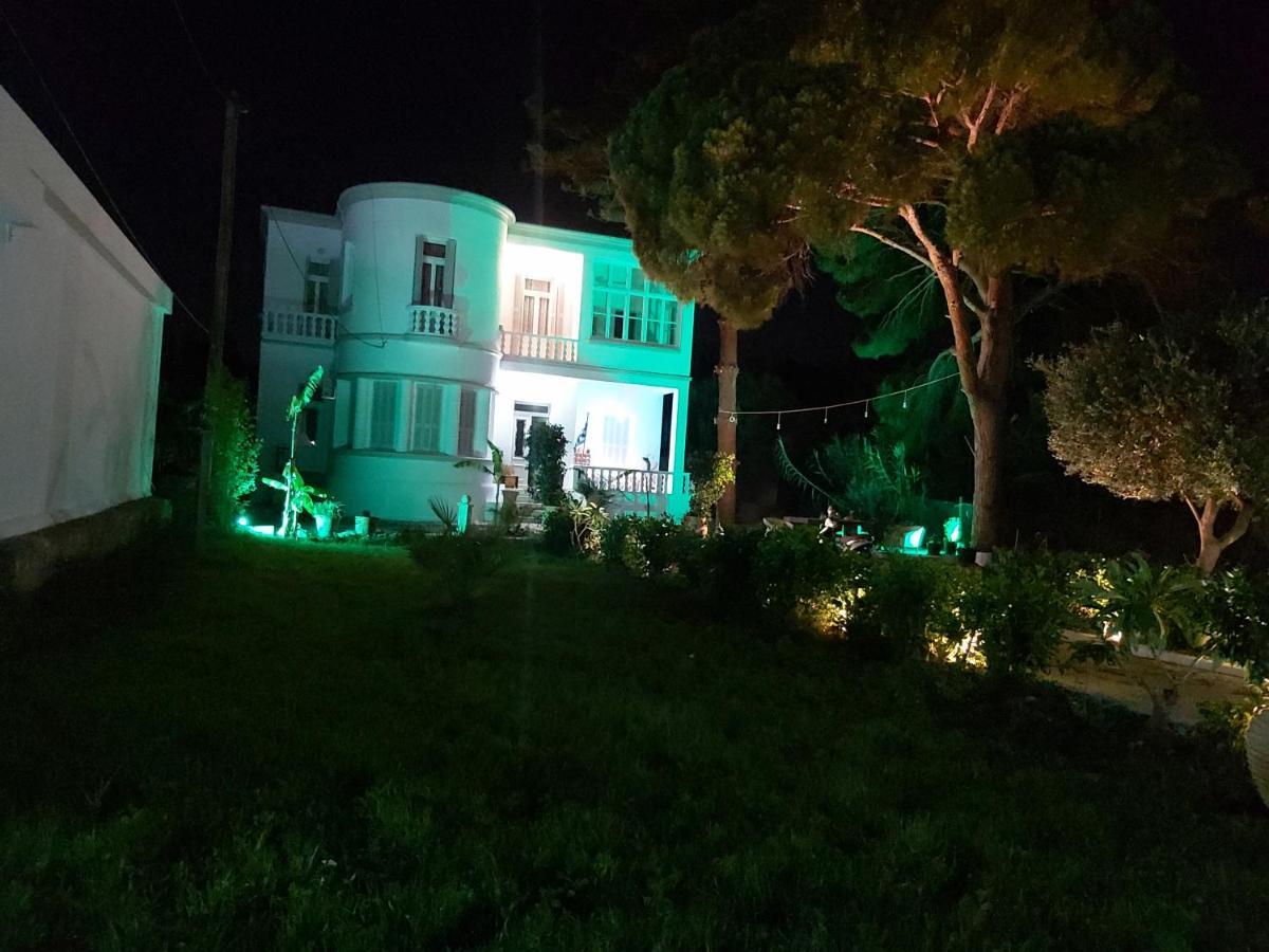 Tower Traditional Pool Villa Kremastí 外观 照片