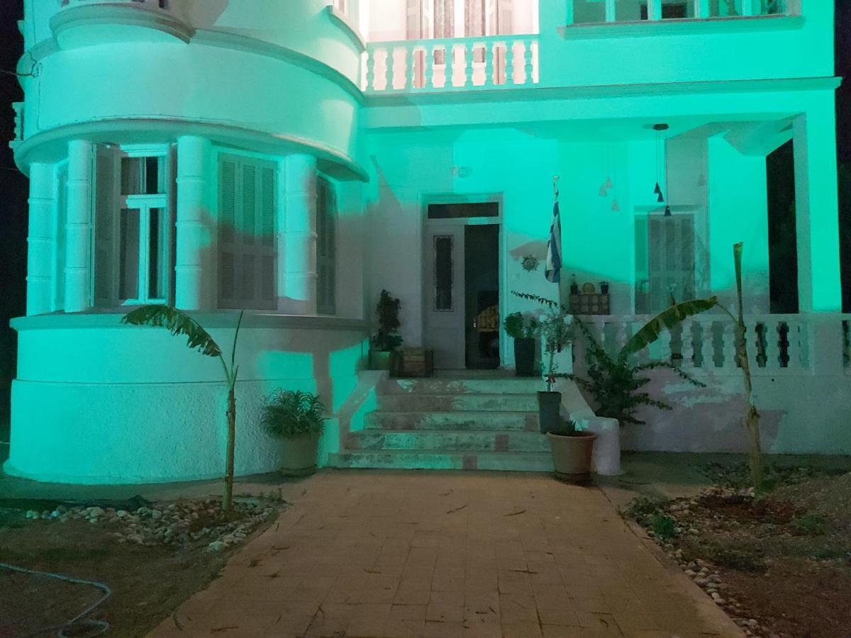 Tower Traditional Pool Villa Kremastí 外观 照片