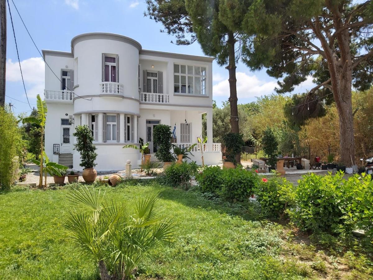 Tower Traditional Pool Villa Kremastí 外观 照片